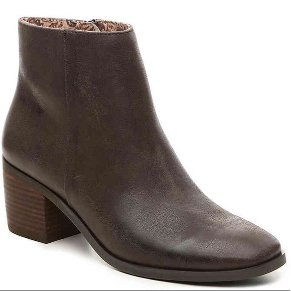 Lucky Brand Shoes - Lucky Brand 🍀 MALVELIA BOOTIE